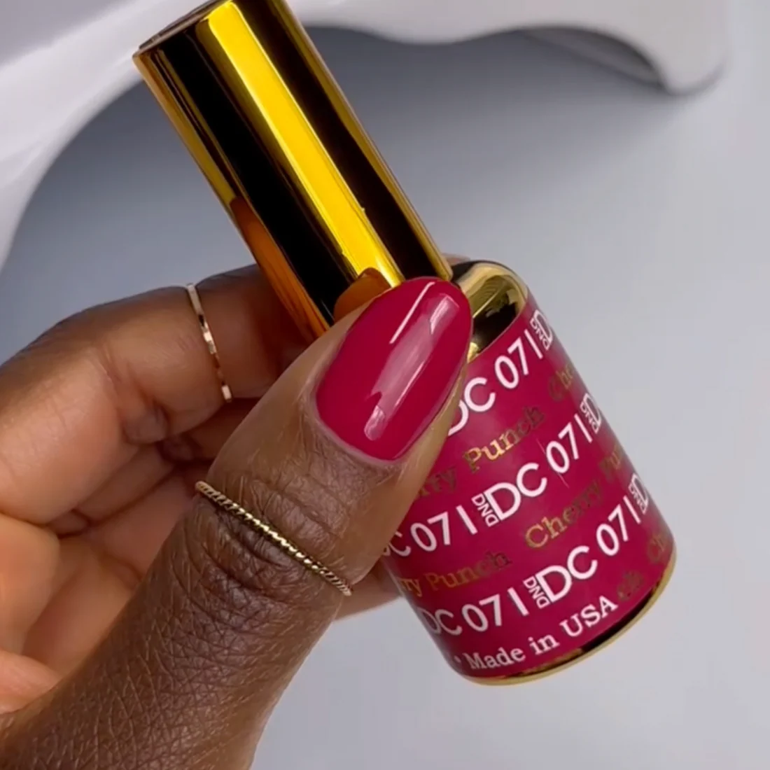 Duo Gel - DC071 Cherry Punch - Image 3