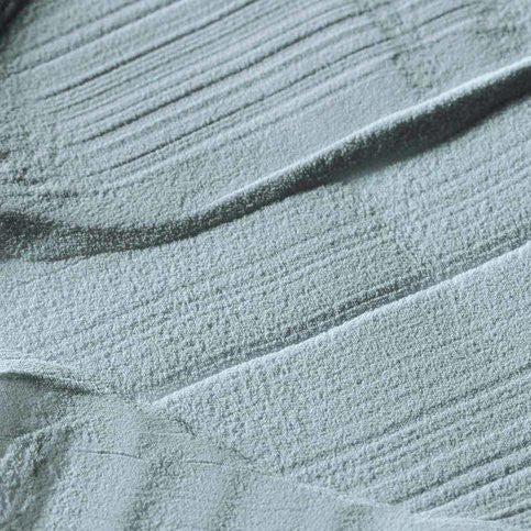 Powder Perfection - MI07  Suzi Talks With Her Hands - Image 2